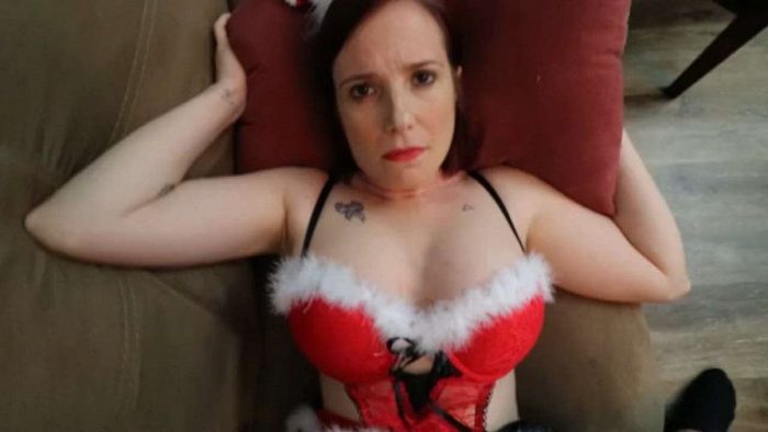 shiny-cock-films-wade-cane-moms-a-hoe-hoe-hoe-christmas-special-hd-mp4b