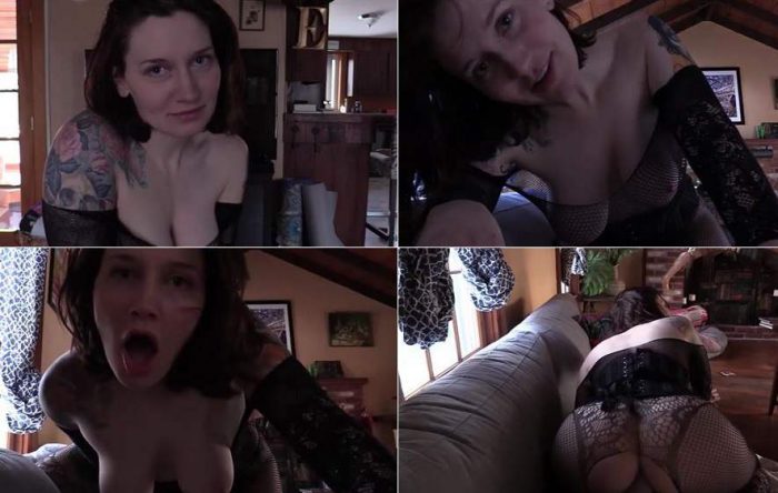 Bettie Bondage – Slutwife Mom Fucks You in Front of Dad - Virtual Sex,Anal SD mp4