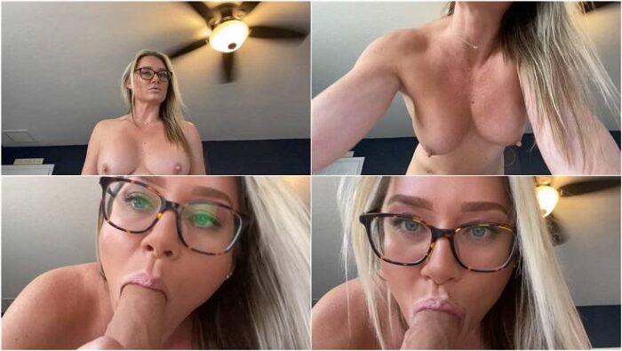  LauranVickers - Dom Mommy Finds You Sniffing Panties FullHD 1080p