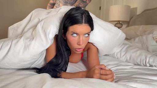  Tatti Roana Confronts 